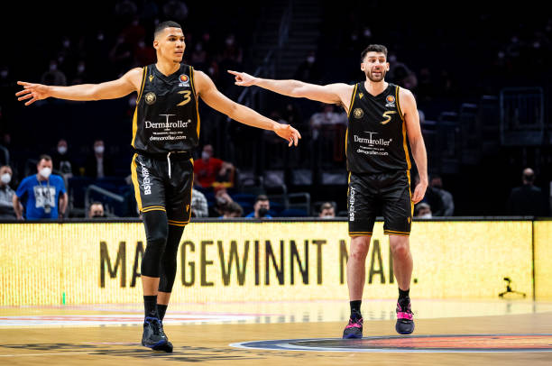 同将给詹姆 同将给詹姆