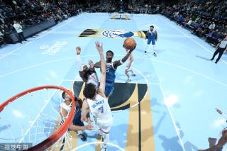 被中间人推 被中间人推